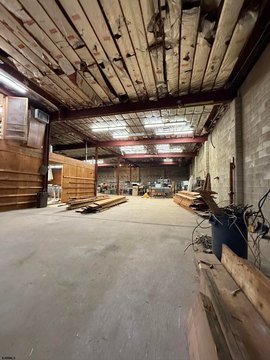 High-Clearance Warehouse Space Available
