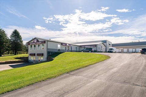 7-Suite Office Property