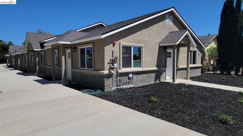 Newly Built 5-Plex Residential