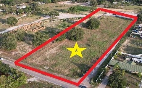 Flat Acreage Parcel in Haines City