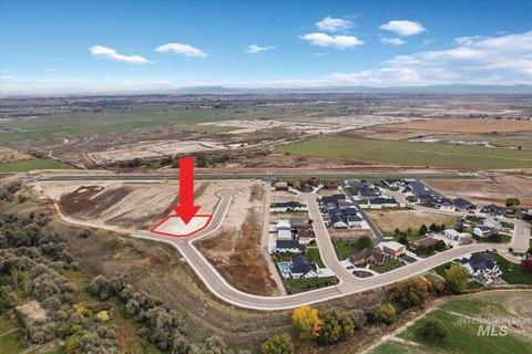 Residential Land in Greenleaf Air Ranch