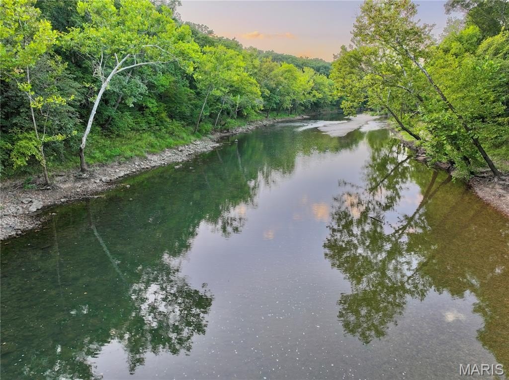 Scenic Riverfront Recreational Land