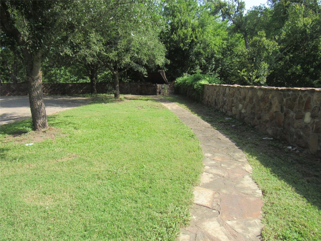 Picture 9