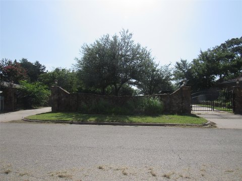 Residential Lot with Stone Features