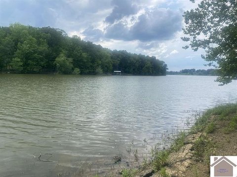 LAND - Cadiz, KY