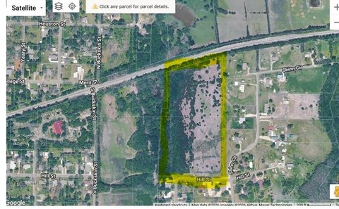 Residential Land in Farmersville, TX