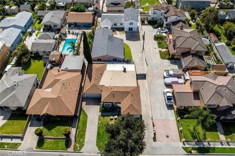 Residential Income Quadplex