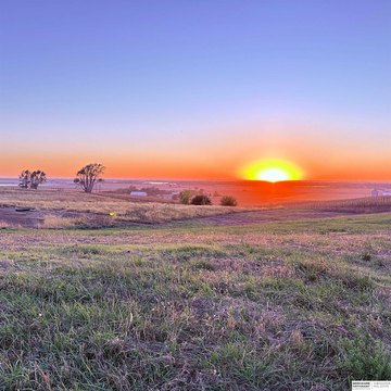 Gretna Homesite with Expansive Views