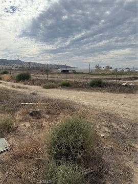 Land in Lakeview/Nuevo Area