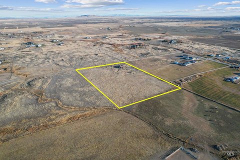Acreage Parcel with Water Shares