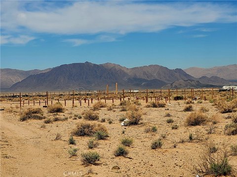 Lucerne Valley 5-Acre Lot