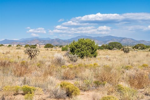 LAND - Santa Fe, NM