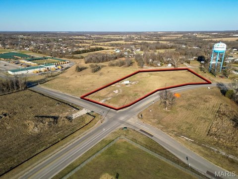Prime Corner Lot in Lebanon
