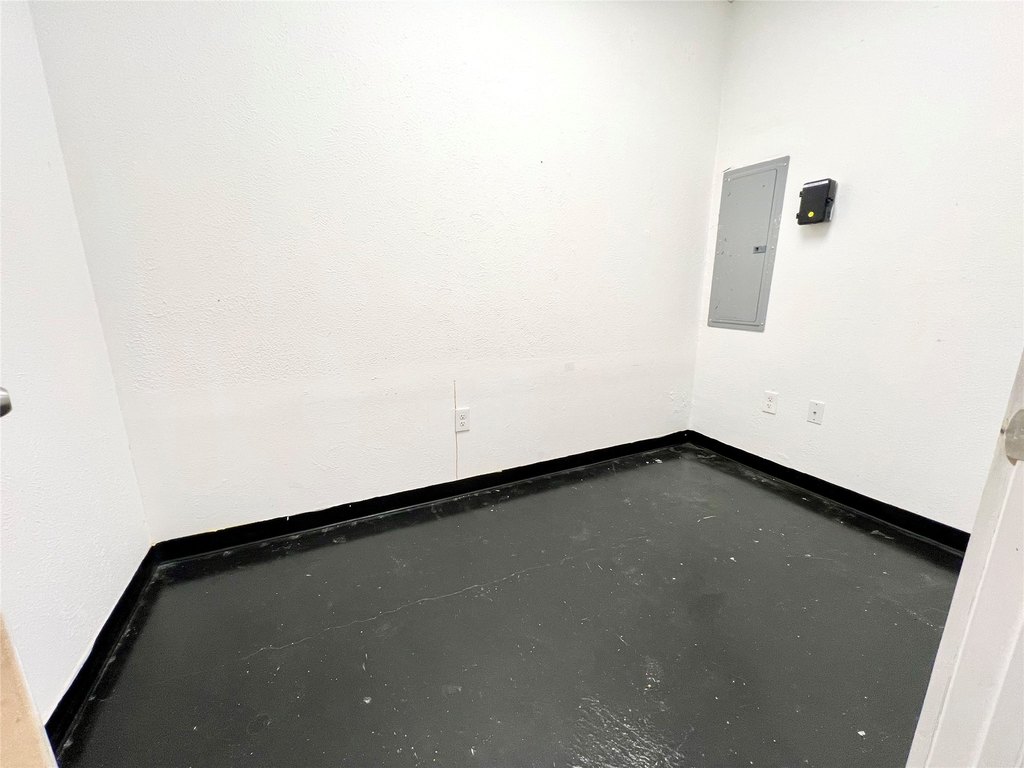 Picture 12