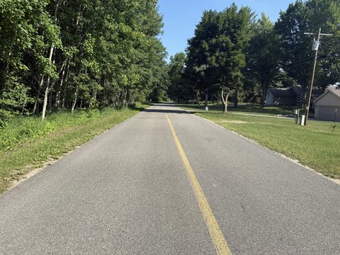 Land Near Canadian Lakes