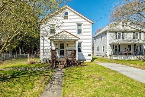 Well-Maintained Duplex with Separate Utilities