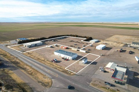 Steel-Frame Industrial Facility with Expansion