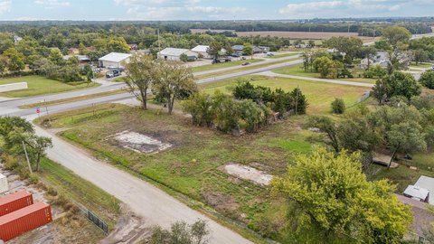 Commercial Land in Growing Andover