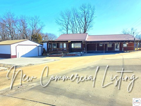 Retail-Ready Home with Highway Lots