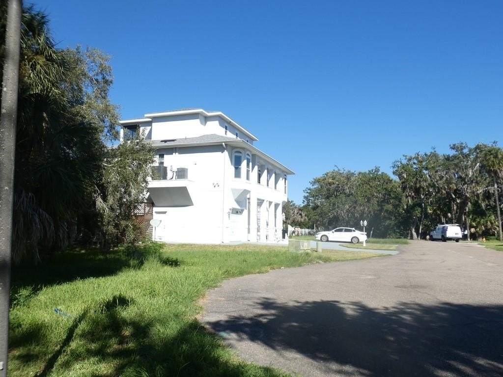 Picture 12