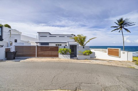 Beachfront Three-Unit Multifamily