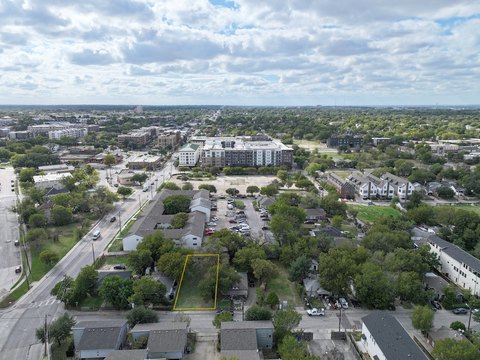 Land, Dallas, TX