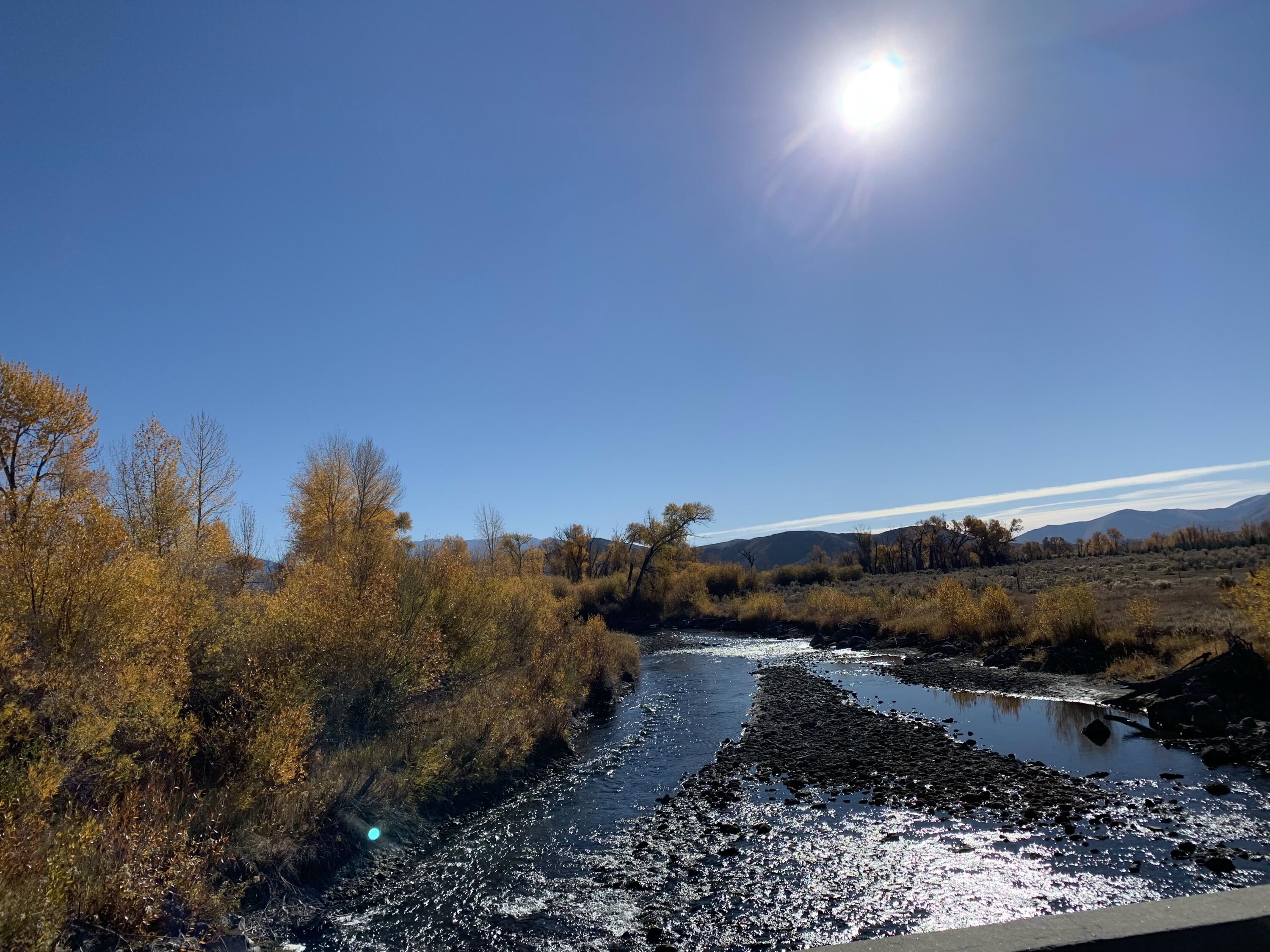 Riverfront Land in Lost River