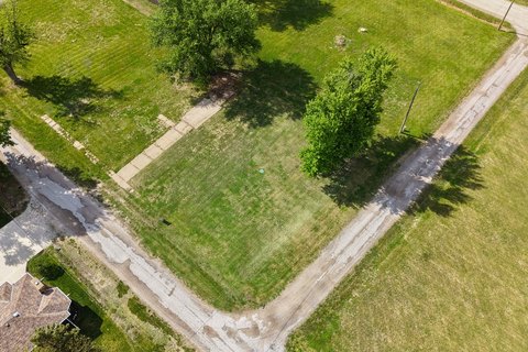 Residential Lots in Pacific Junction