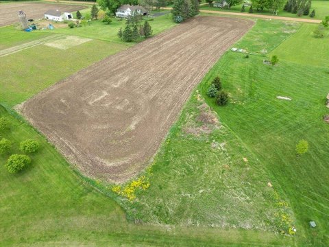 LAND - Stratford, WI