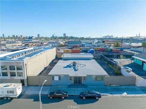 Turnkey Flex Property with Warehouse
