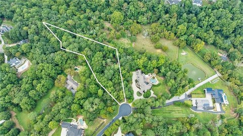 Milton Land in BoxTree Manor