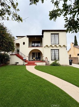 Triplex with Detached Rear Home
