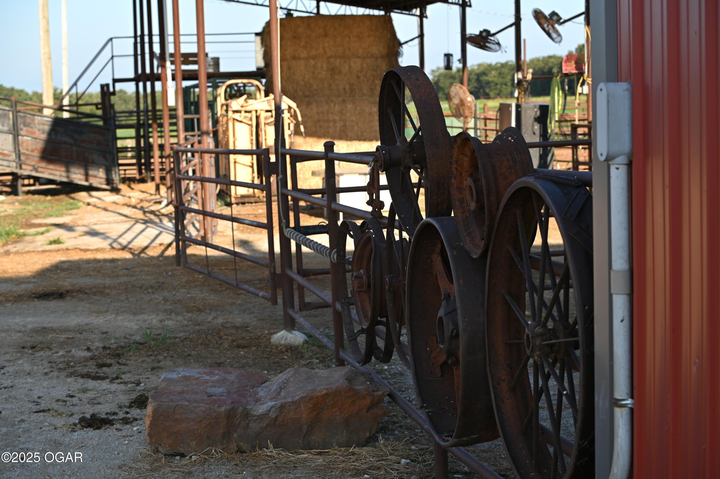 496-Acre Farm with Cattle Facilities