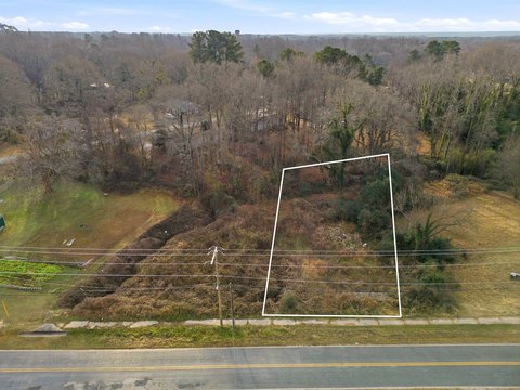 Residential Lot in Growing Woodruff