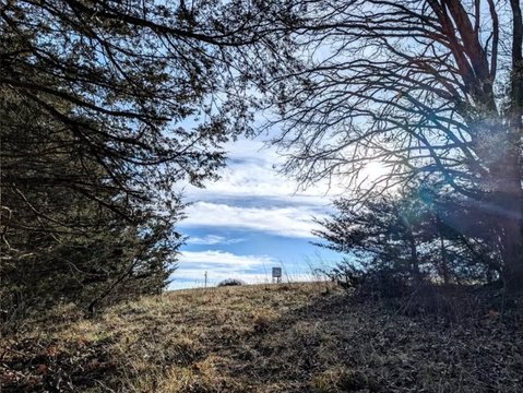 Land in Peaceful Countryside Area