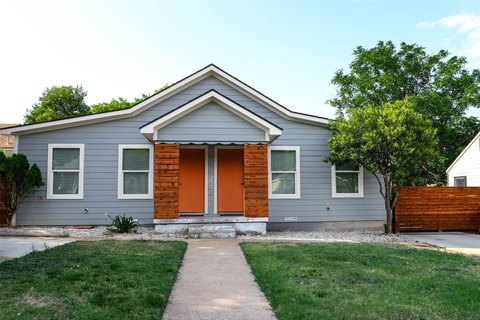 Leased Duplex with Detached Garages