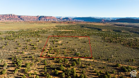 Land, Kanab, UT