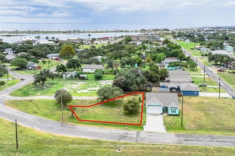 Residential Land in Old Rockport