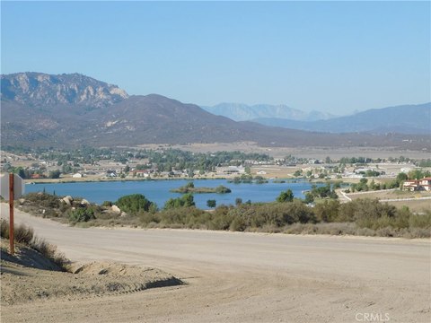 Aguanga Land with Community Amenities