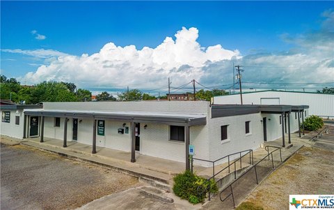 Downtown George West Office Building