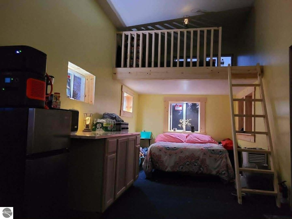 Picture 7