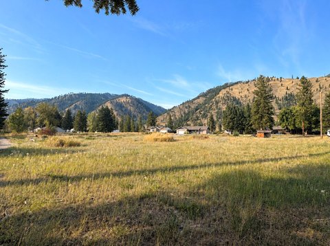 Land, Superior, MT