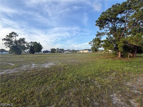 LAND - Cape Coral, FL