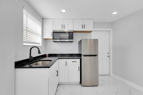 Pompano Beach Fourplex Investment Opportunity