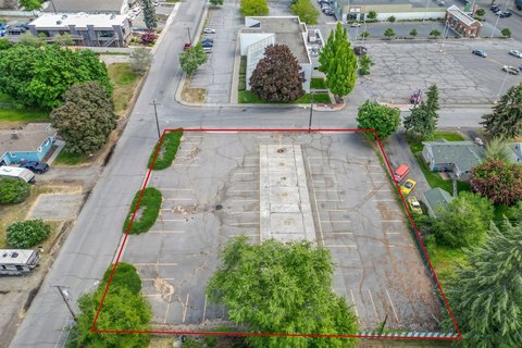 Prime Corner Lot in Spokane