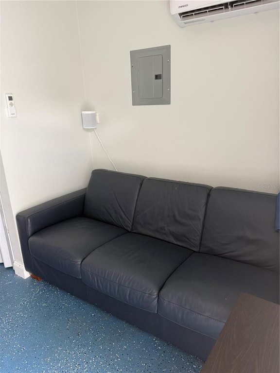 Picture 5