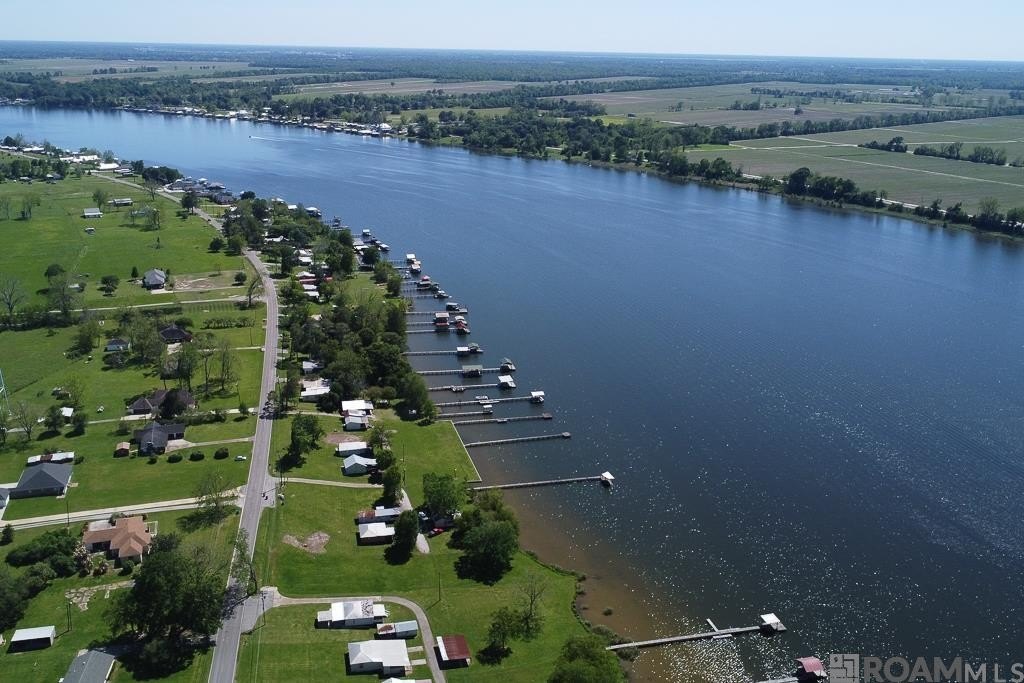 Waterfront Land on False River