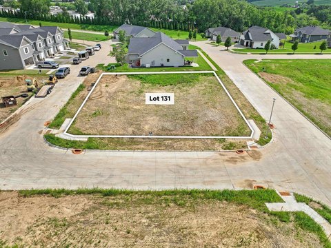 Residential Land in South Pointe