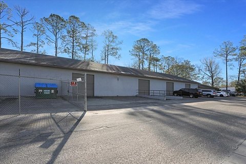 Gainesville Warehouse with Office Space