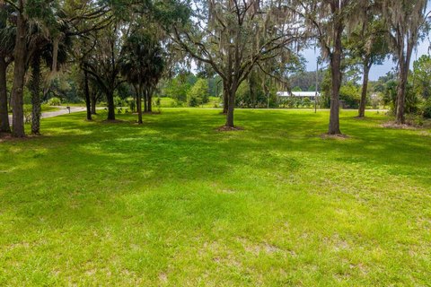 Land, Old Town, FL